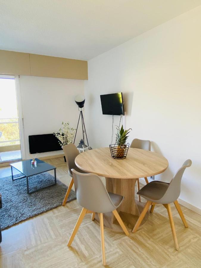 Appartement Cote D'Azur Plage - Piscine - Tennis Villeneuve-Loubet Luaran gambar