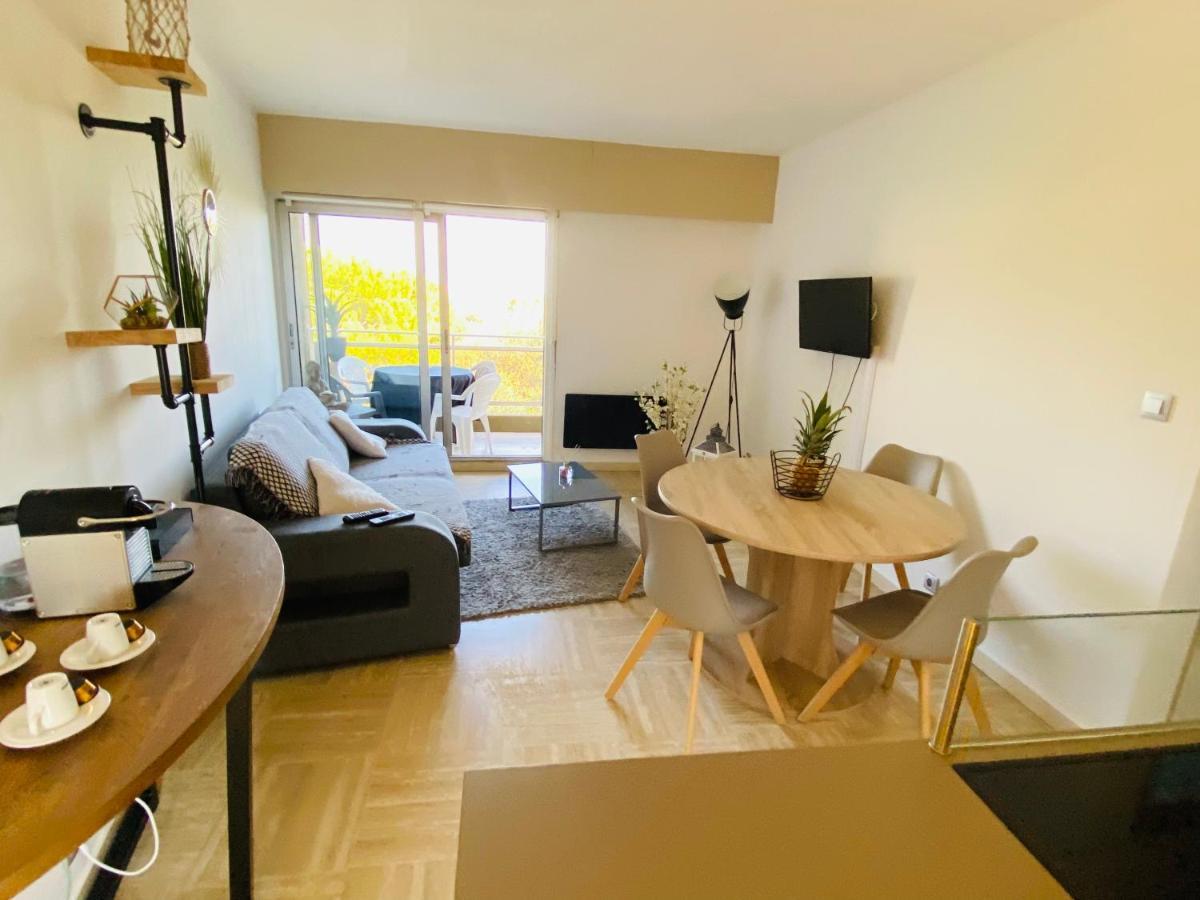 Appartement Cote D'Azur Plage - Piscine - Tennis Villeneuve-Loubet Luaran gambar